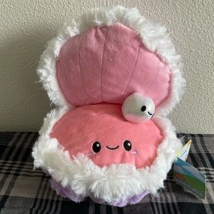 Squishable Mini Oyster